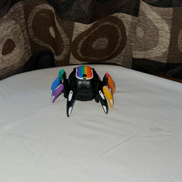 DISNEYPARKS MARVEL EXCLUSIVE- LIGHT UP SPIDER BOT PRIDE COLLECTION. NWOB - Picture 4 of 9